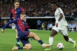 爱游戏app下载-西班牙联赛实力对抗，球员争分夺秒的简单介绍