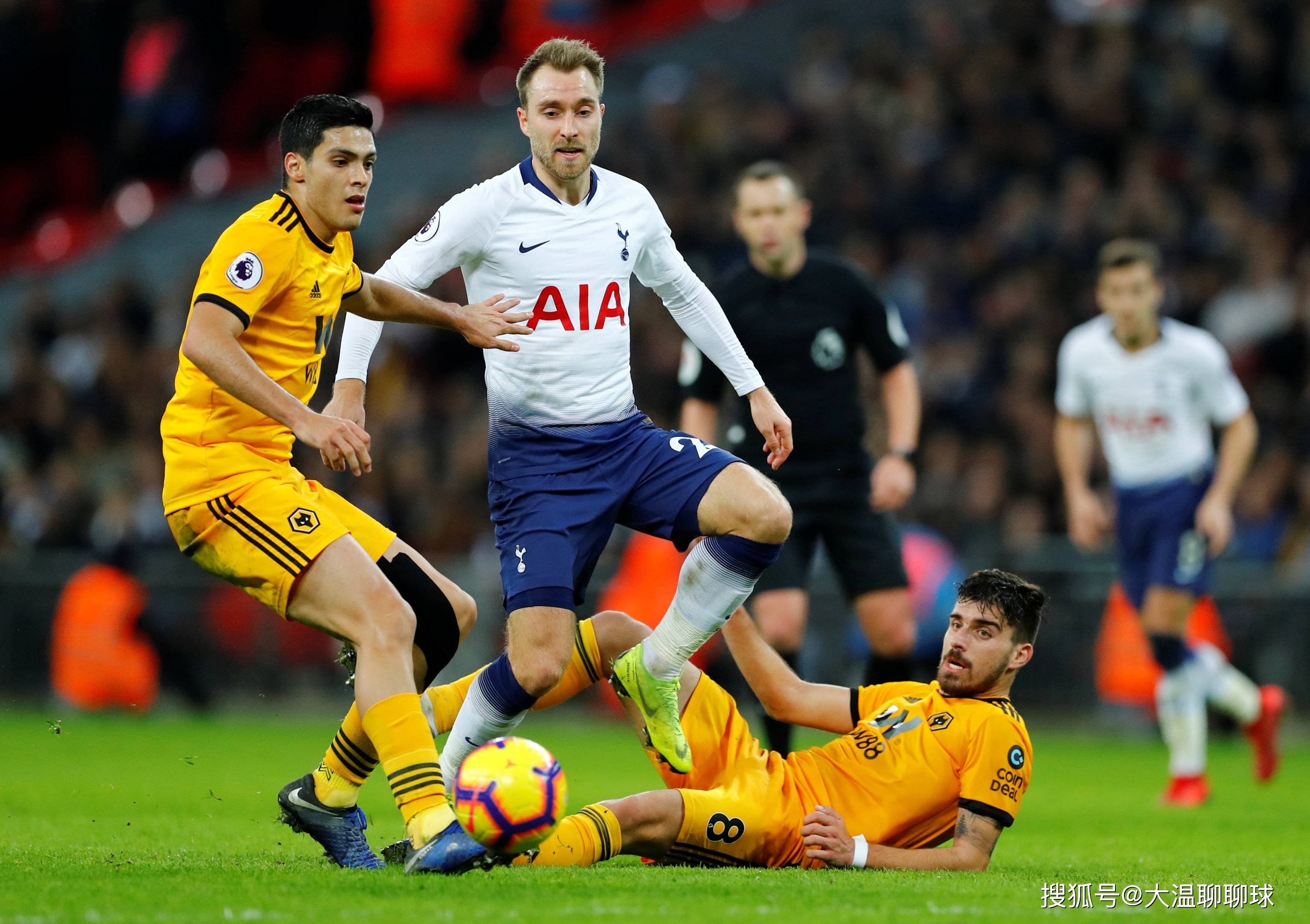 布莱顿逆转击败伯恩利，主场庆胜