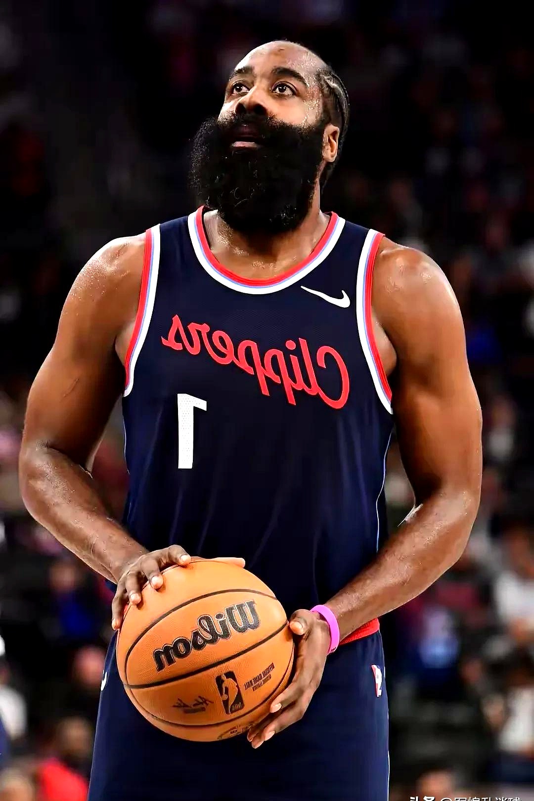 关于火箭不敌湖人，哈登再次破碎比赛关键时刻的束缚的信息