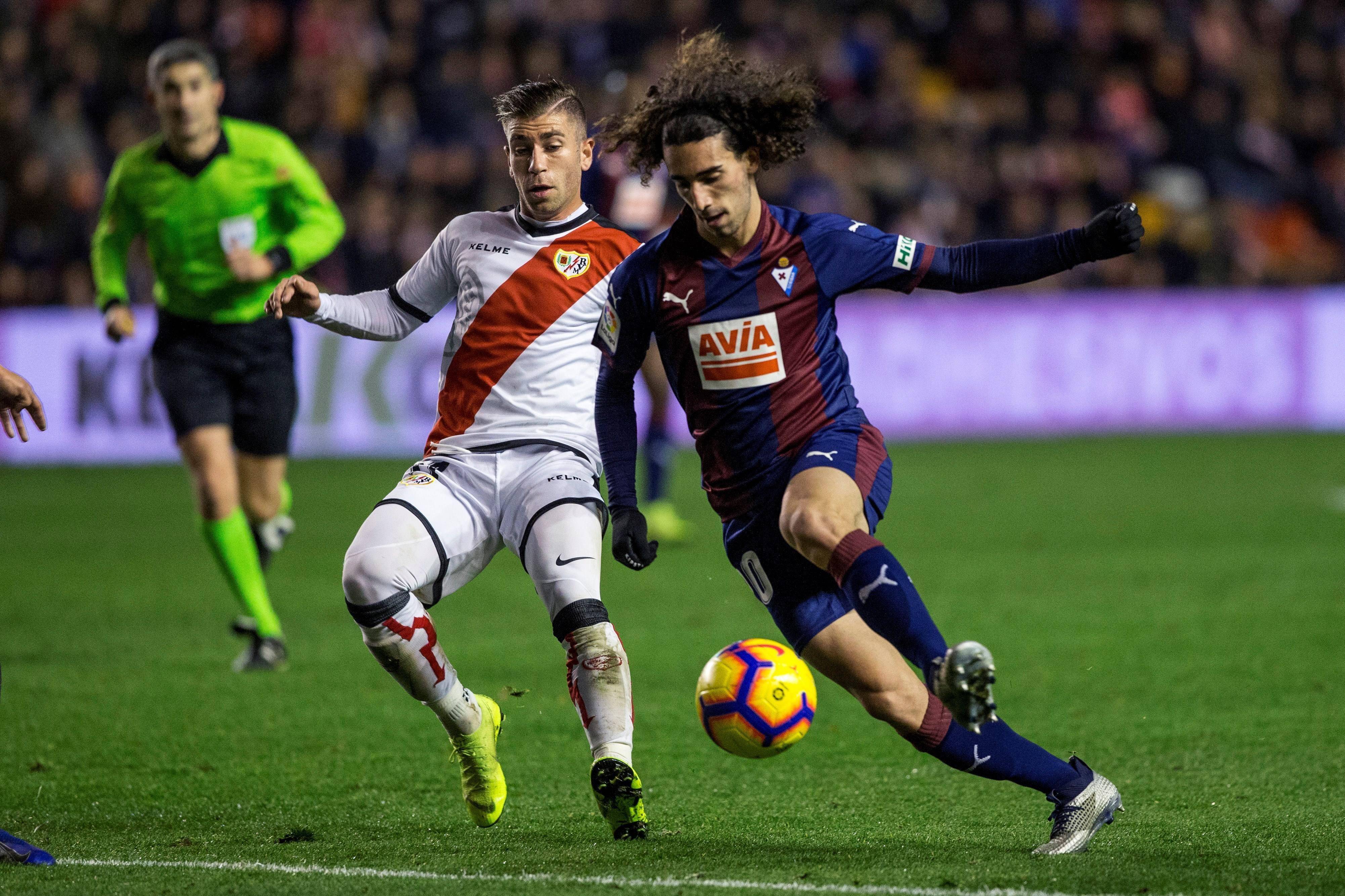 AC米兰客场击败阿贾克斯领先欧国联资格赛的简单介绍