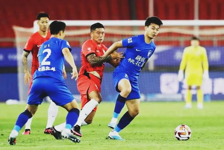 关于命中关键球,球队擒下对手取得首胜的信息 关于命中关键球,球队擒下对手取得首胜的信息