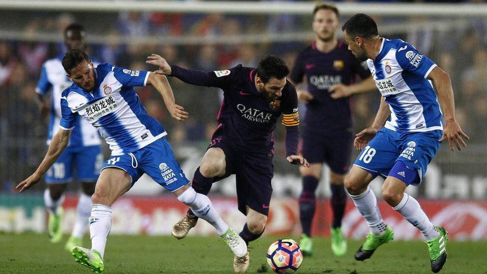 关于巴塞罗那主场告捷，豪取三分的信息