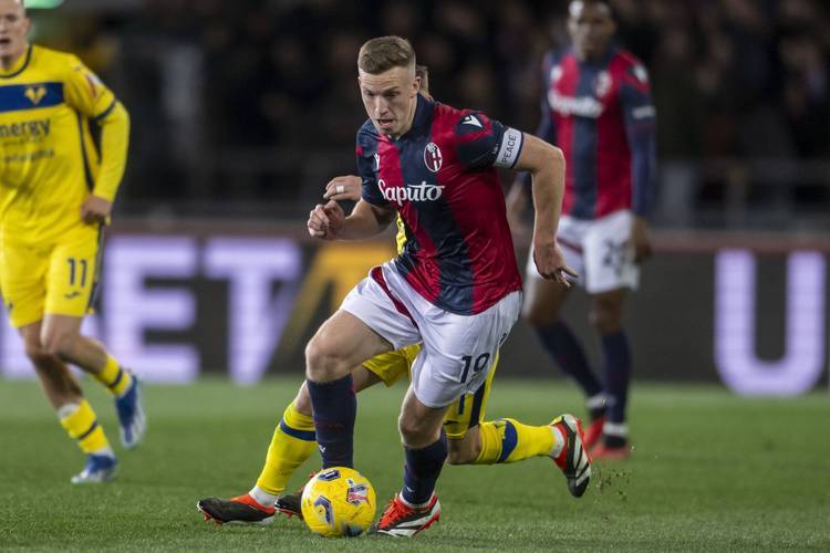 乌迪内斯后防稳固，成功守住球门