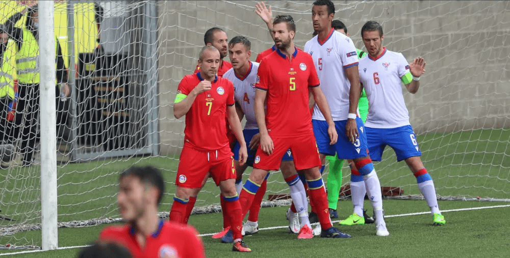 摩纳哥客场战胜尼姆，继续追赶法甲领头羊的简单介绍