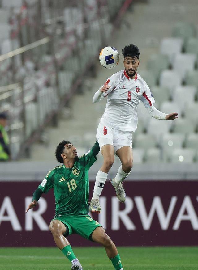 中东足球风云:约旦队实现逆袭,晋级下一轮 中东足球风云:约旦队实现逆袭,晋级下一轮