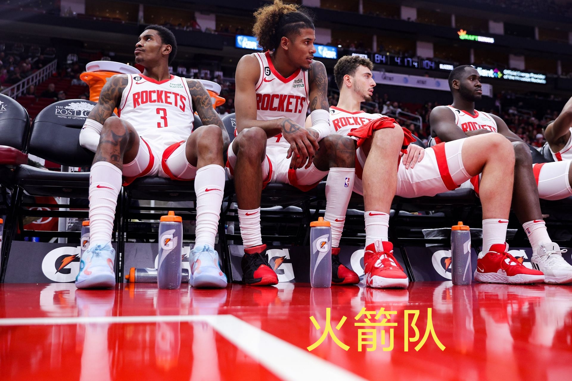 关于小牛队最近战绩出色，球队氛围融洽的信息