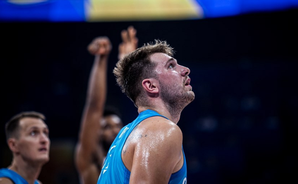 比利时惊险晋级，克罗地亚止步八强