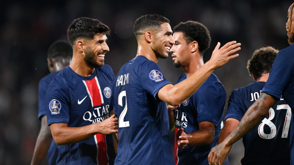 巴黎圣日耳曼队的球员群体战术打动球迷 巴黎圣日耳曼队的球员群体战术打动球迷