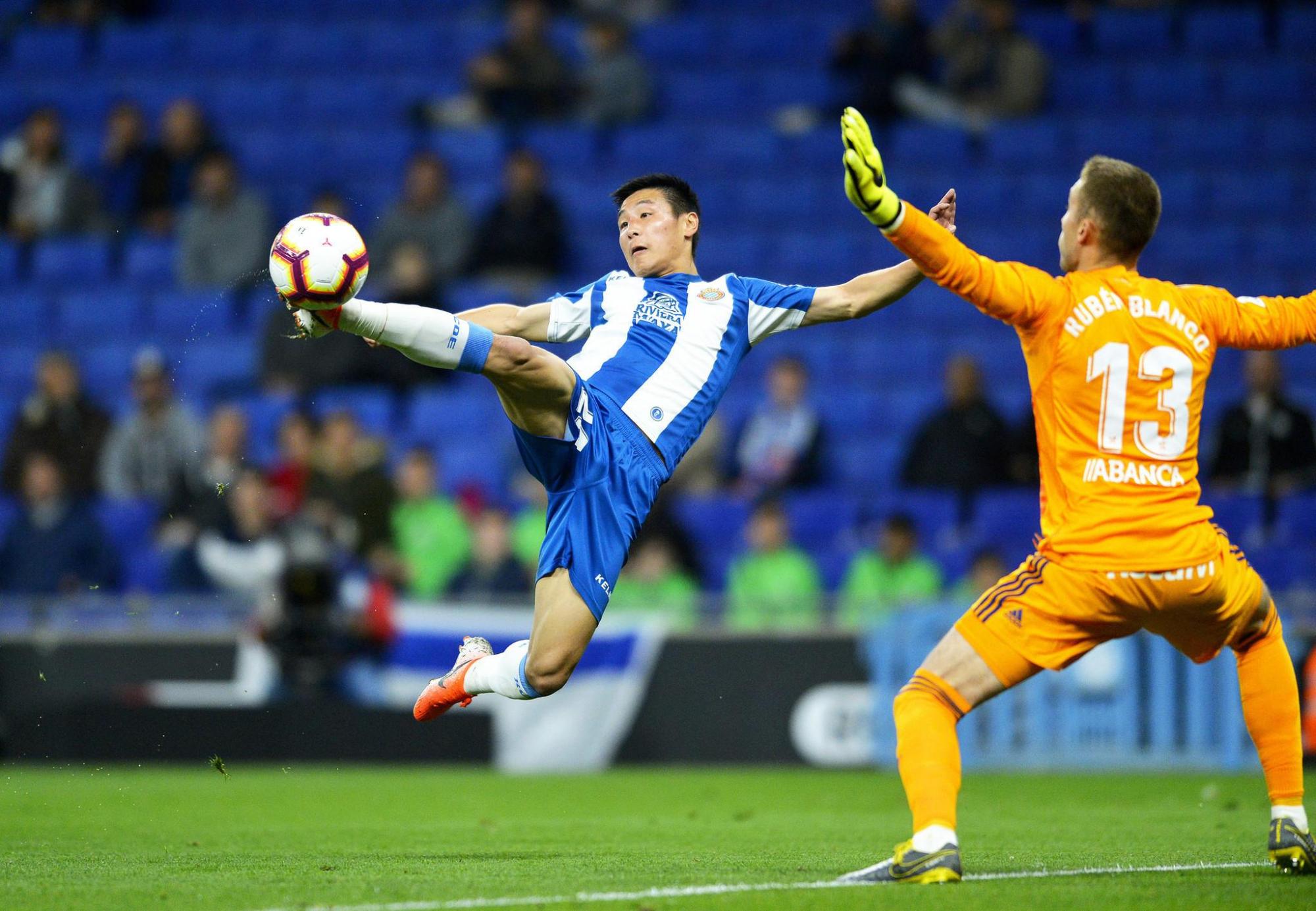 赛场上绝佳表现，球员备受瞩目