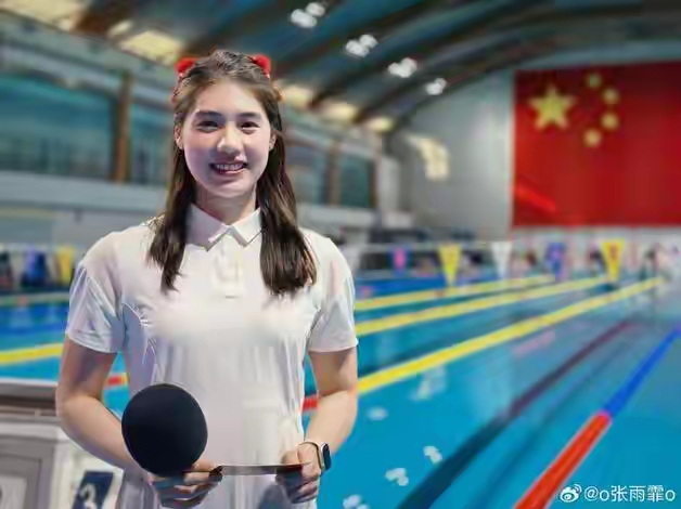 美国游泳健将创造奇迹，斩获两金