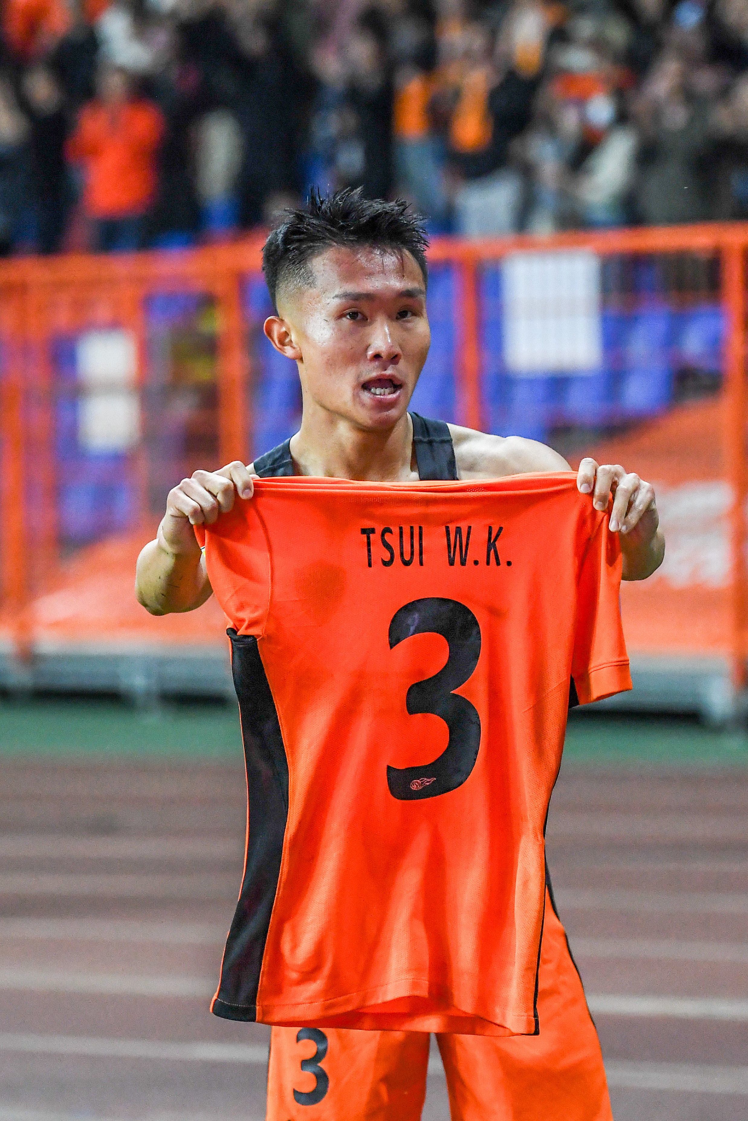 中超球员技术娴熟,被誉为国内足坛新生代 中超球员技术娴熟,被誉为国内足坛新生代