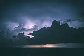 风暴之眼在今日刀塔比赛中表现亮眼,强势突围,现场掌声雷动 风暴之眼在今日刀塔比赛中表现亮眼,强势突围,现场掌声雷动