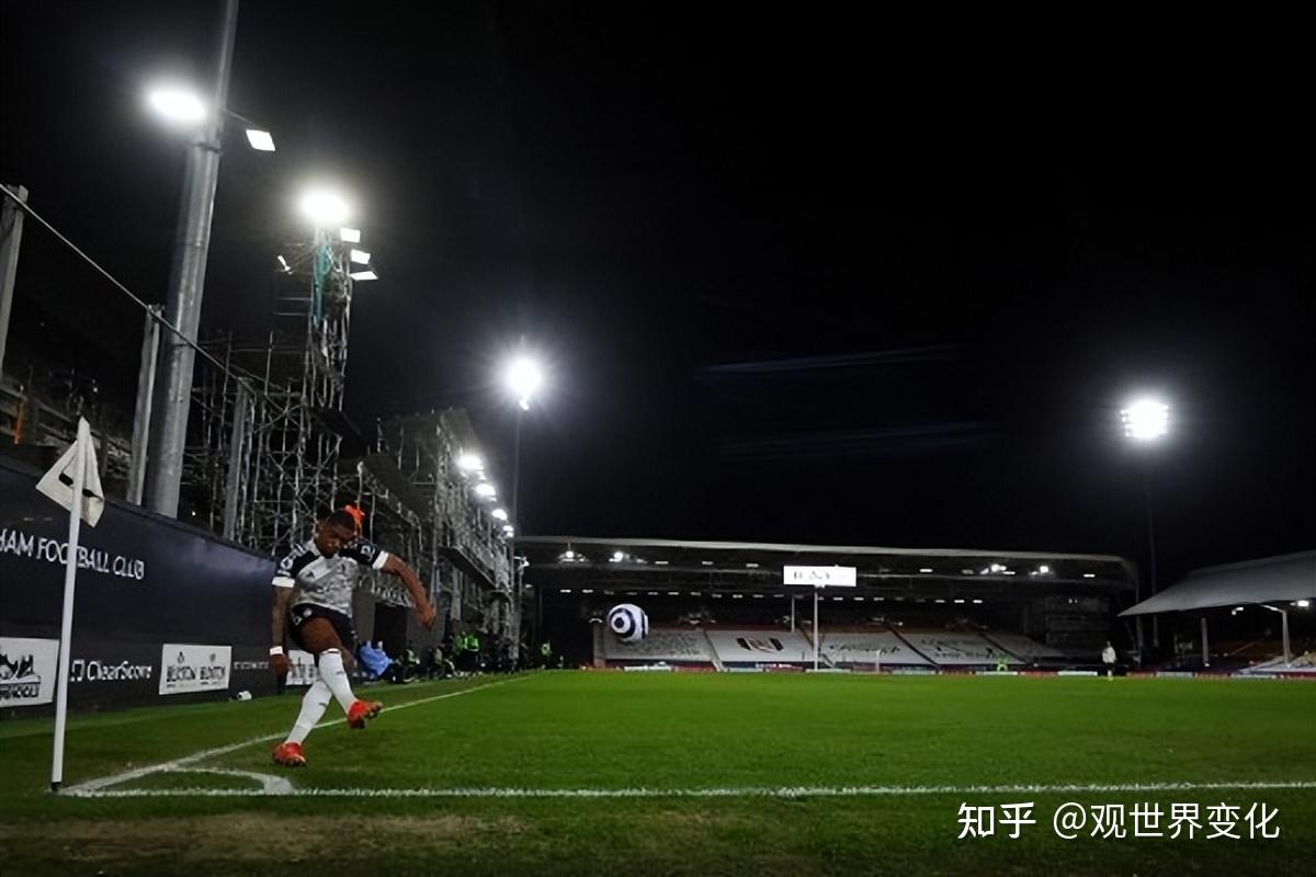 关于富勒姆攻守表现出色，赢得掌声的信息