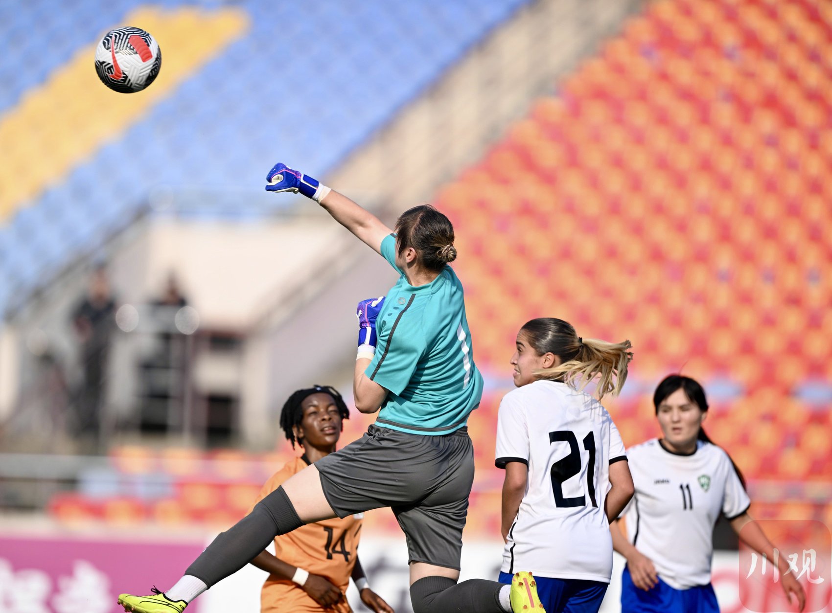 非洲杯女足比赛,球员状态火热的简单介绍 非洲杯女足比赛,球员状态火热的简单介绍