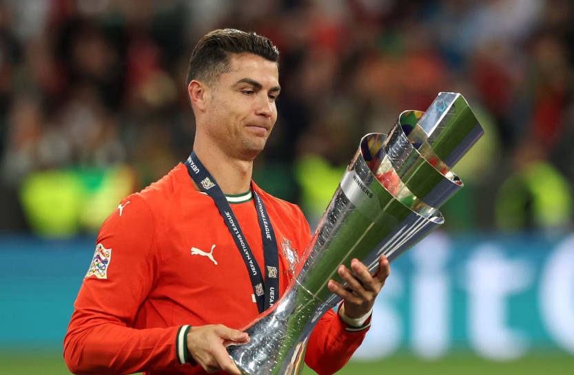 关于葡萄牙险胜，小组头名进一步巩固的信息