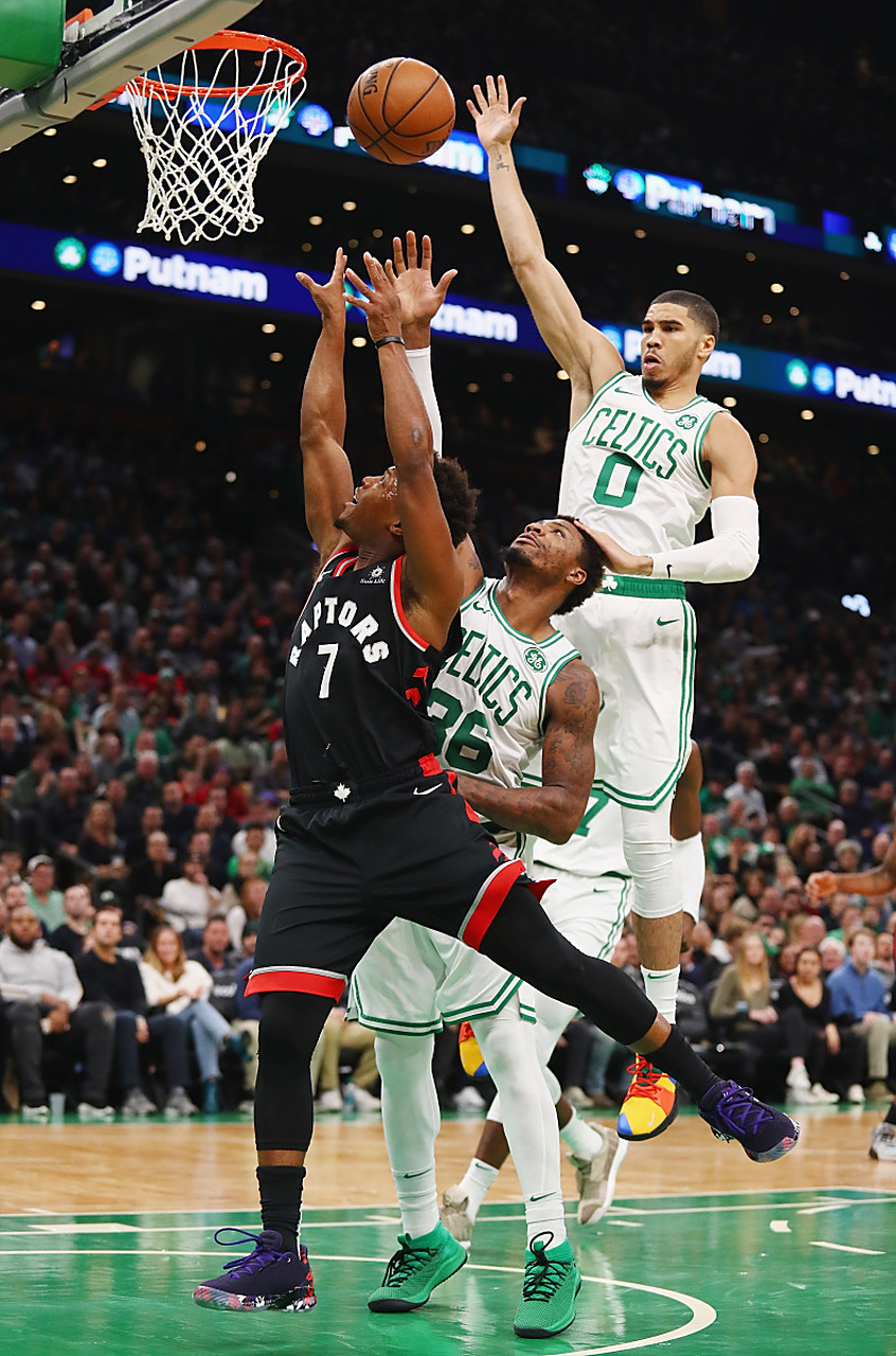 猛龙险胜凯尔特人，领先东部