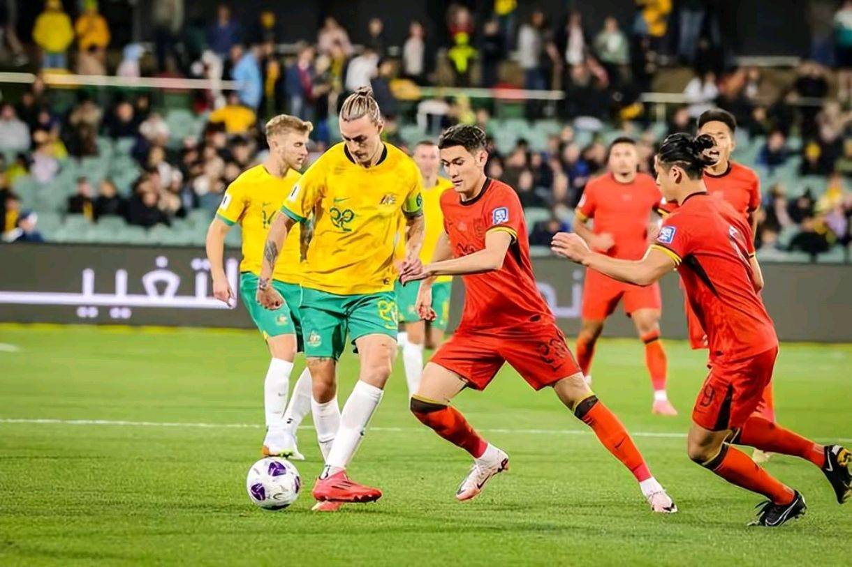 澳大利亚队火力全开,实力引人注目 澳大利亚队火力全开,实力引人注目