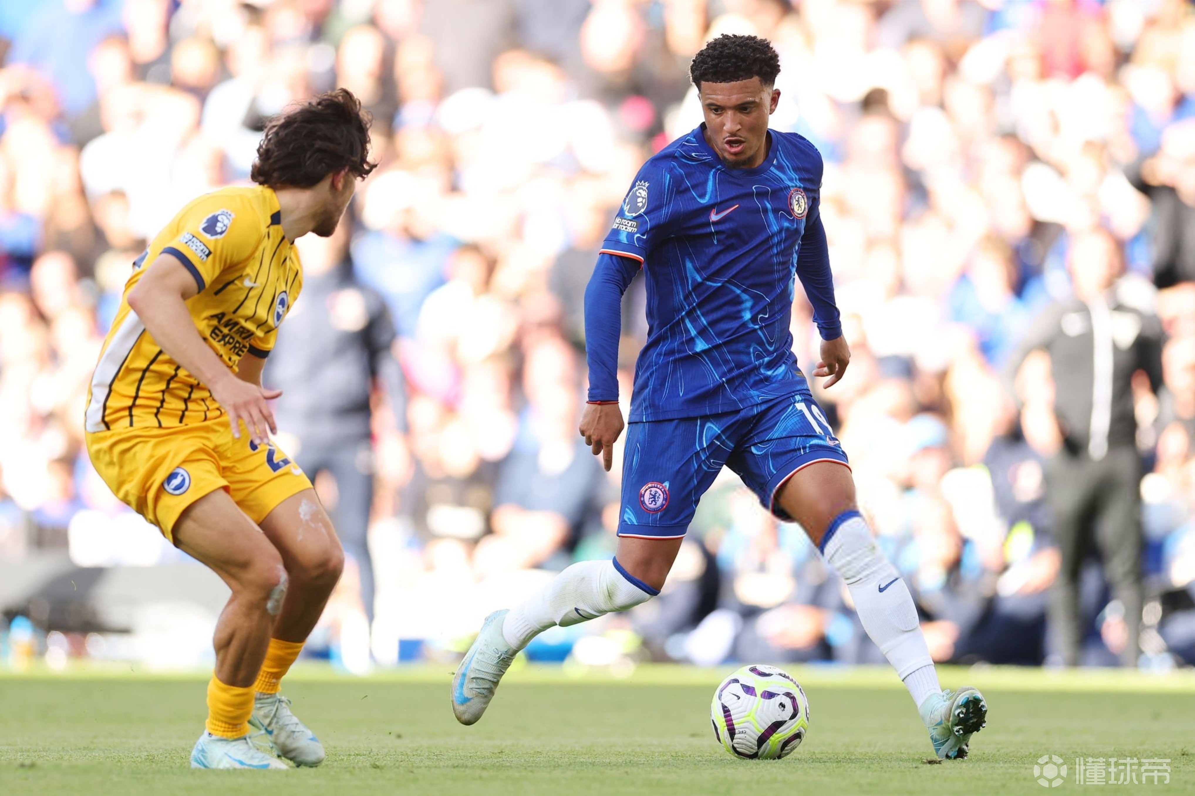 包含切尔西坐镇主场，成功击败对手收获三分的词条