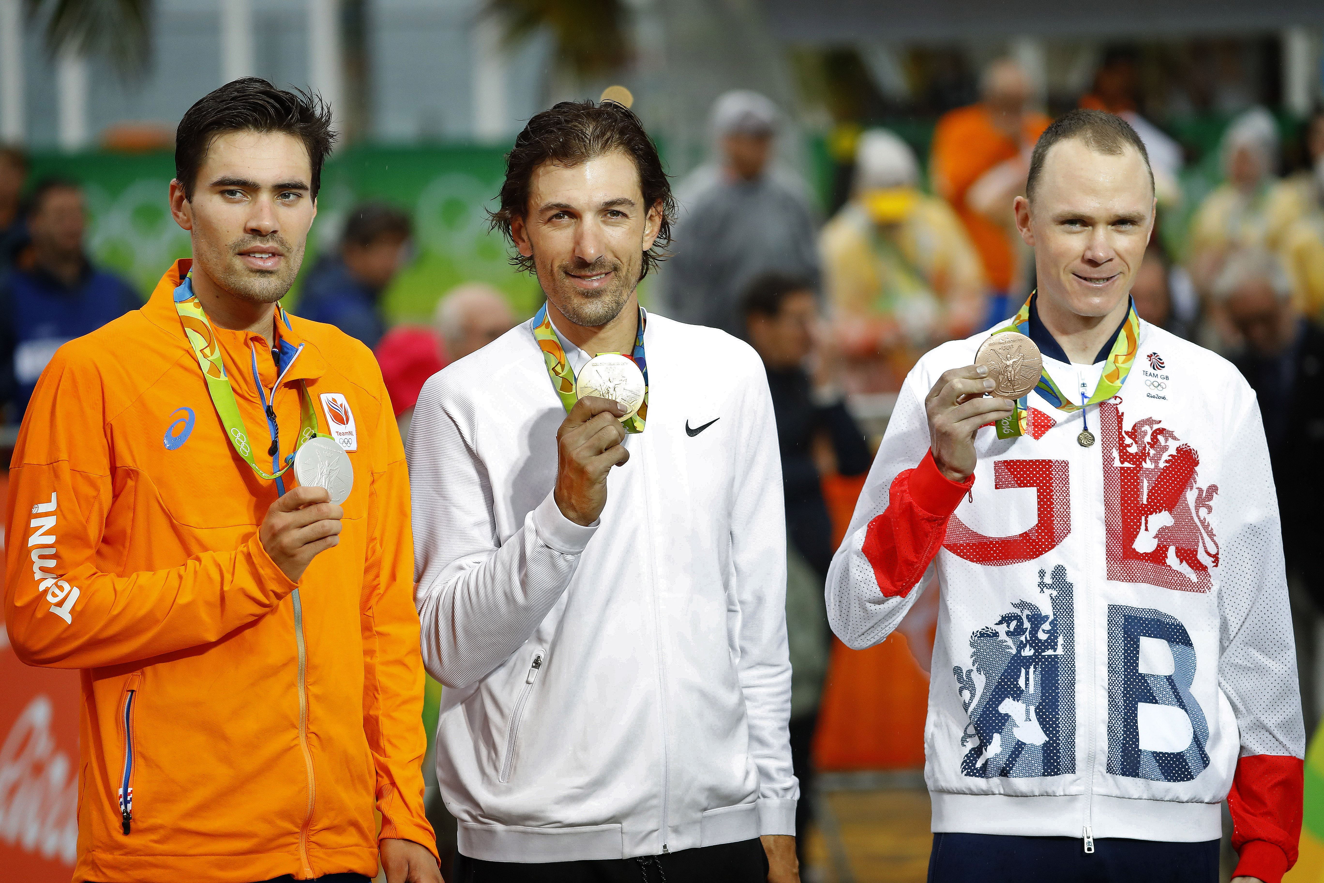 印度选手实力强劲，登上领奖台斩获银牌