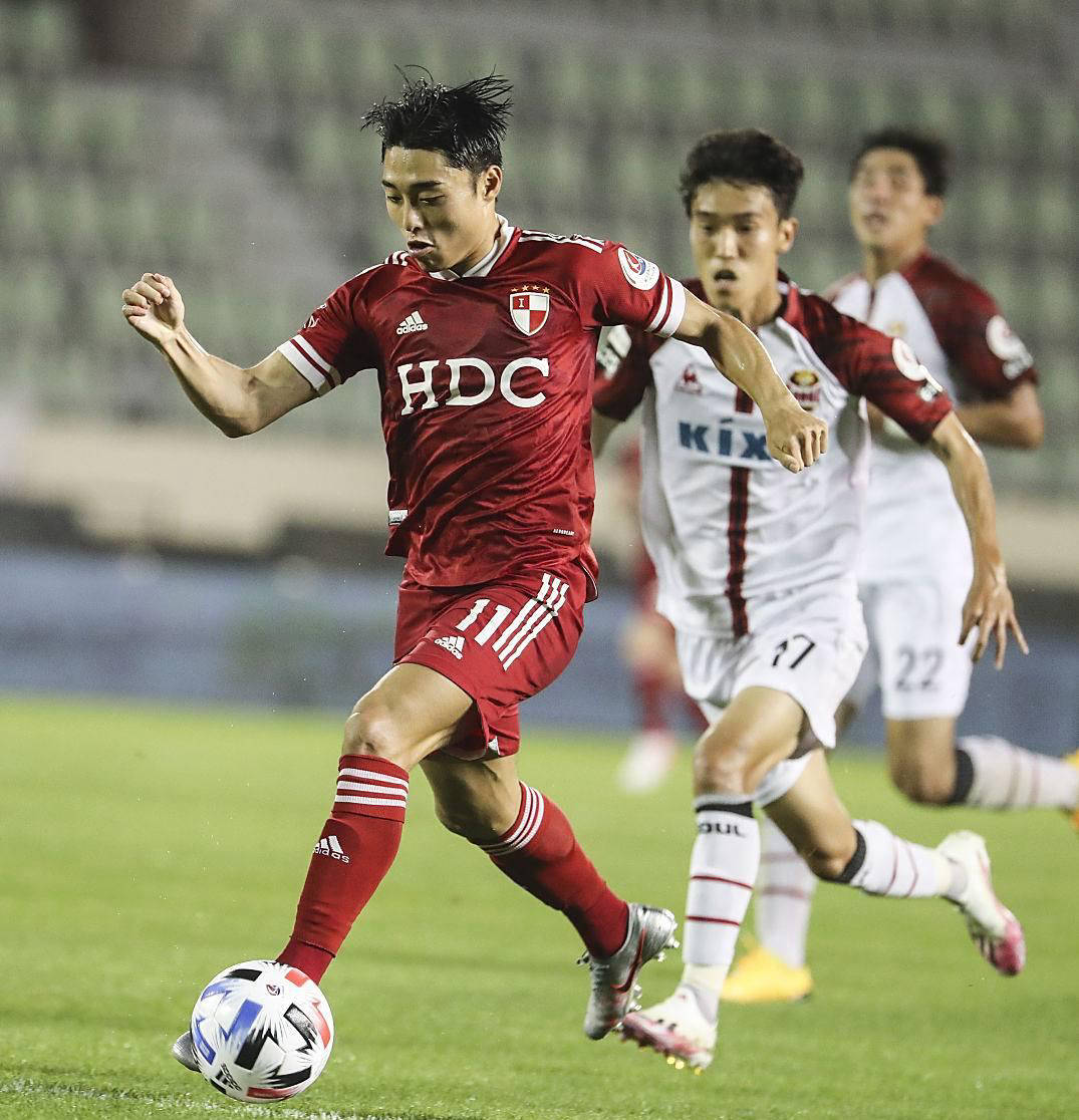 首尔FC继续胜利,成功晋级淘汰赛 首尔FC继续胜利,成功晋级淘汰赛