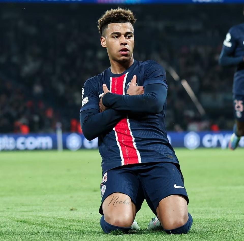 关于雷恩力克巴黎圣日耳曼，主场豪取胜利颠覆赛局的信息