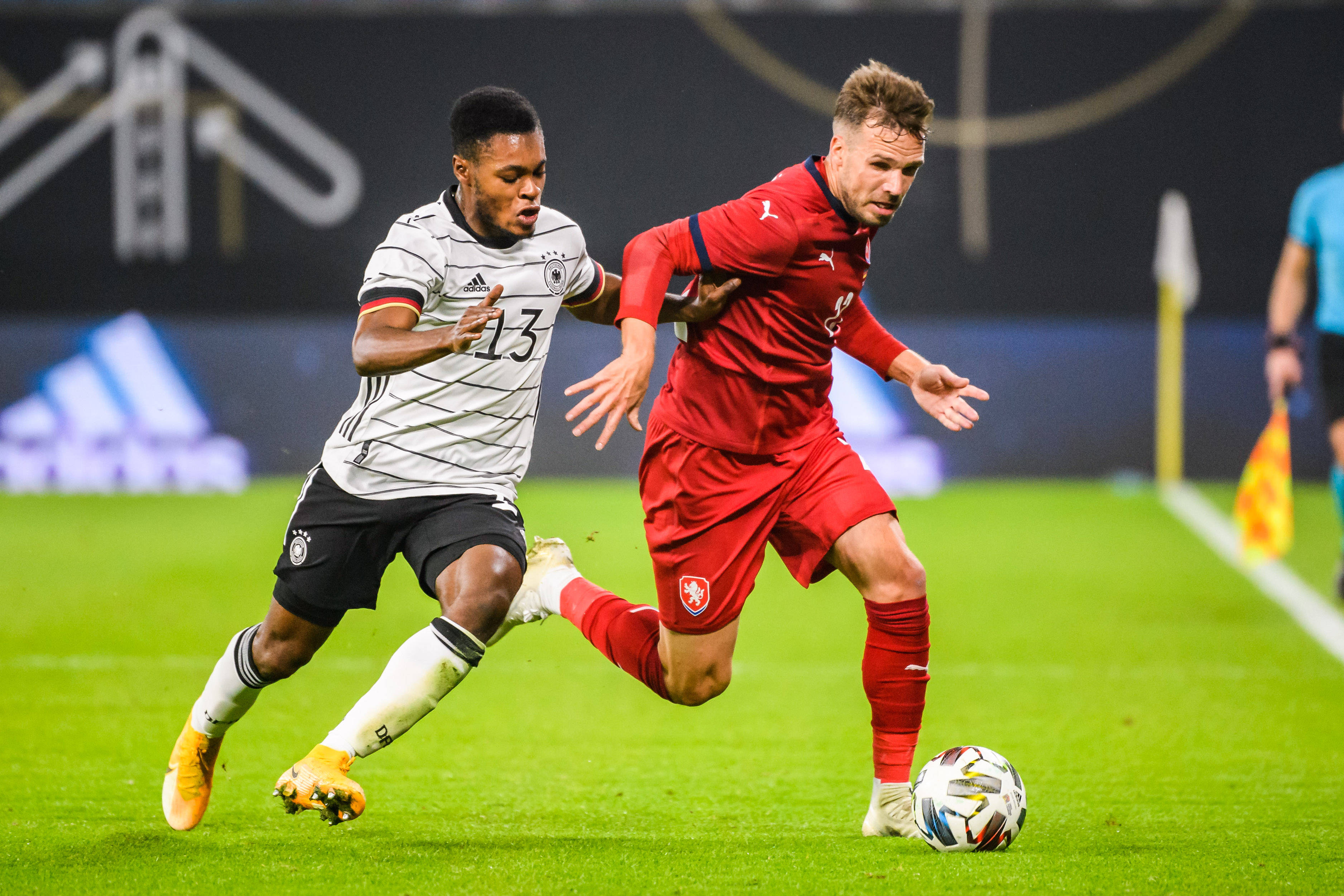 捷克队以强大实力赢得对阵爱沙尼亚队的胜利的简单介绍