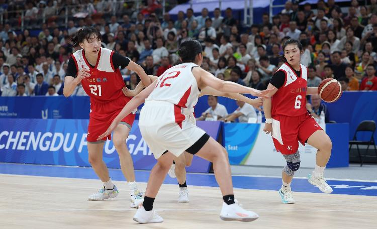 女篮全明星赛引发热议,球迷期待 女篮全明星赛引发热议,球迷期待