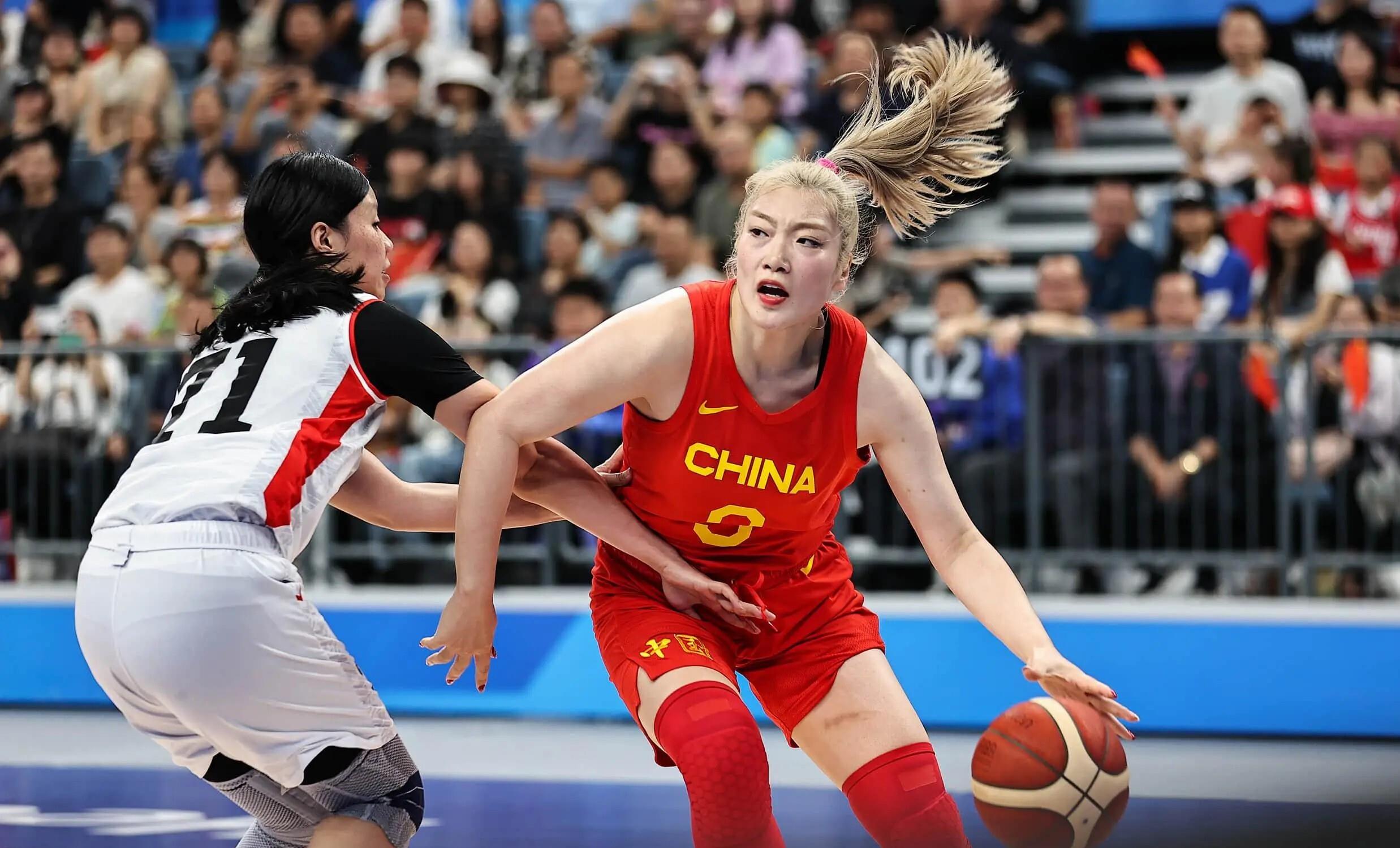 女篮全明星赛引发热议,球迷期待 女篮全明星赛引发热议,球迷期待