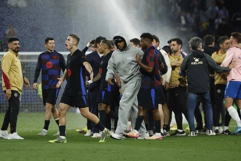 西班牙队在国际比赛中双杀对手 西班牙队在国际比赛中双杀对手