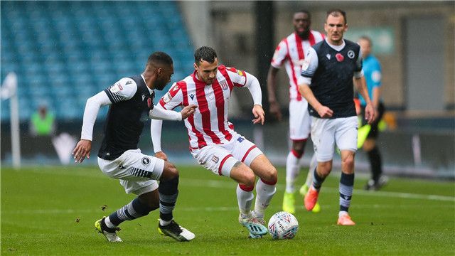 斯托克城遭遇连败,面临保级压力的简单介绍 斯托克城遭遇连败,面临保级压力的简单介绍