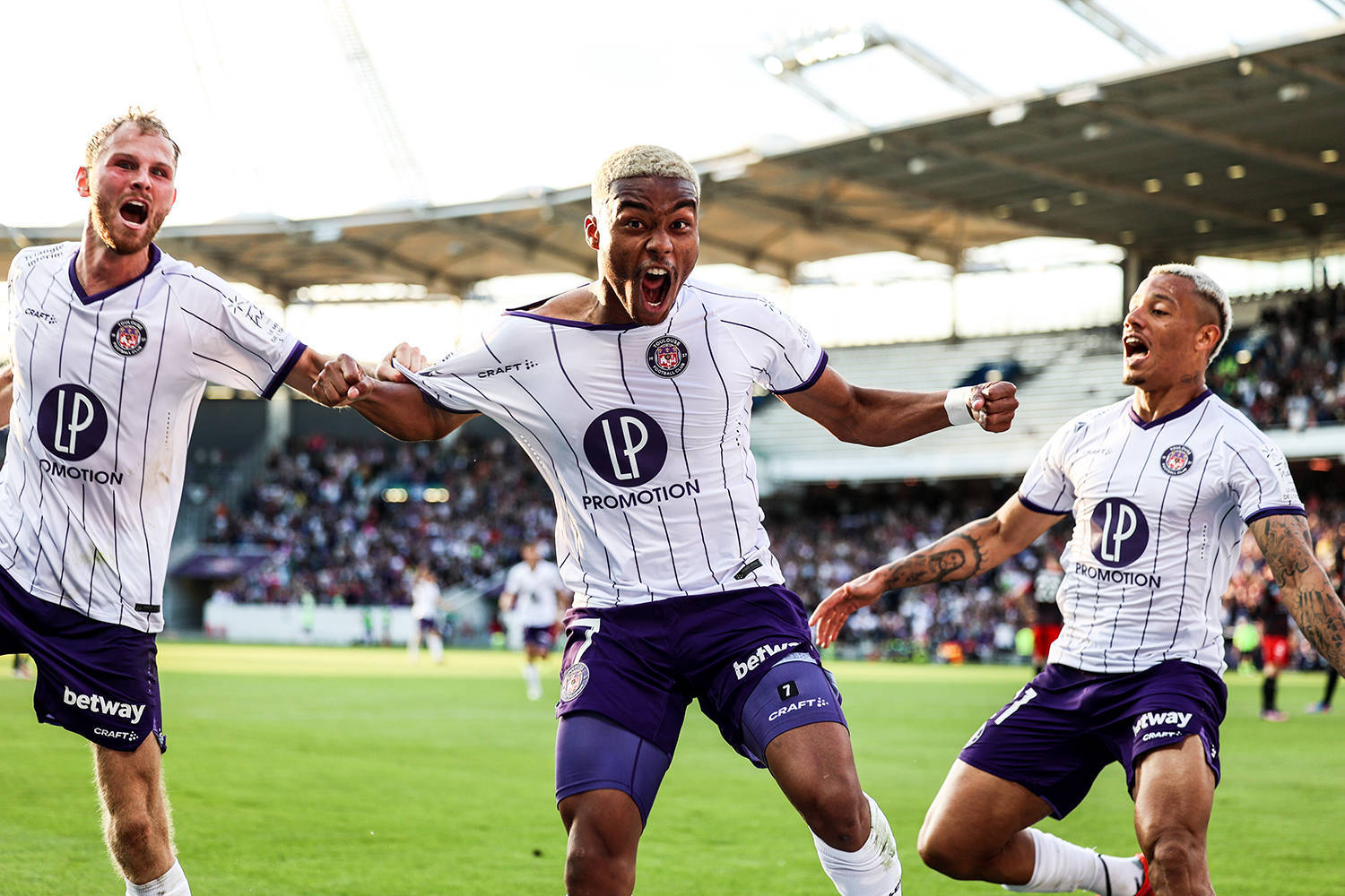 摩纳哥客场失利,法国联赛前进受阻 摩纳哥客场失利,法国联赛前进受阻