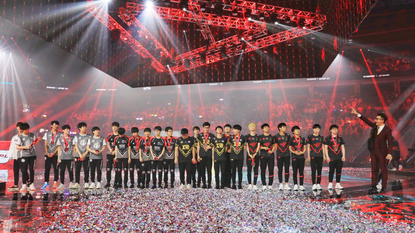 LOLS15世界赛时间确定，中国战队全员启程