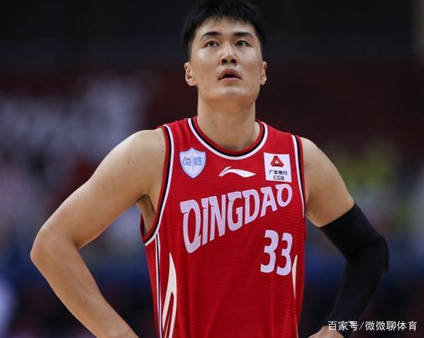 关于江苏全华班完胜青岛，球队士气高涨追赶积分的信息