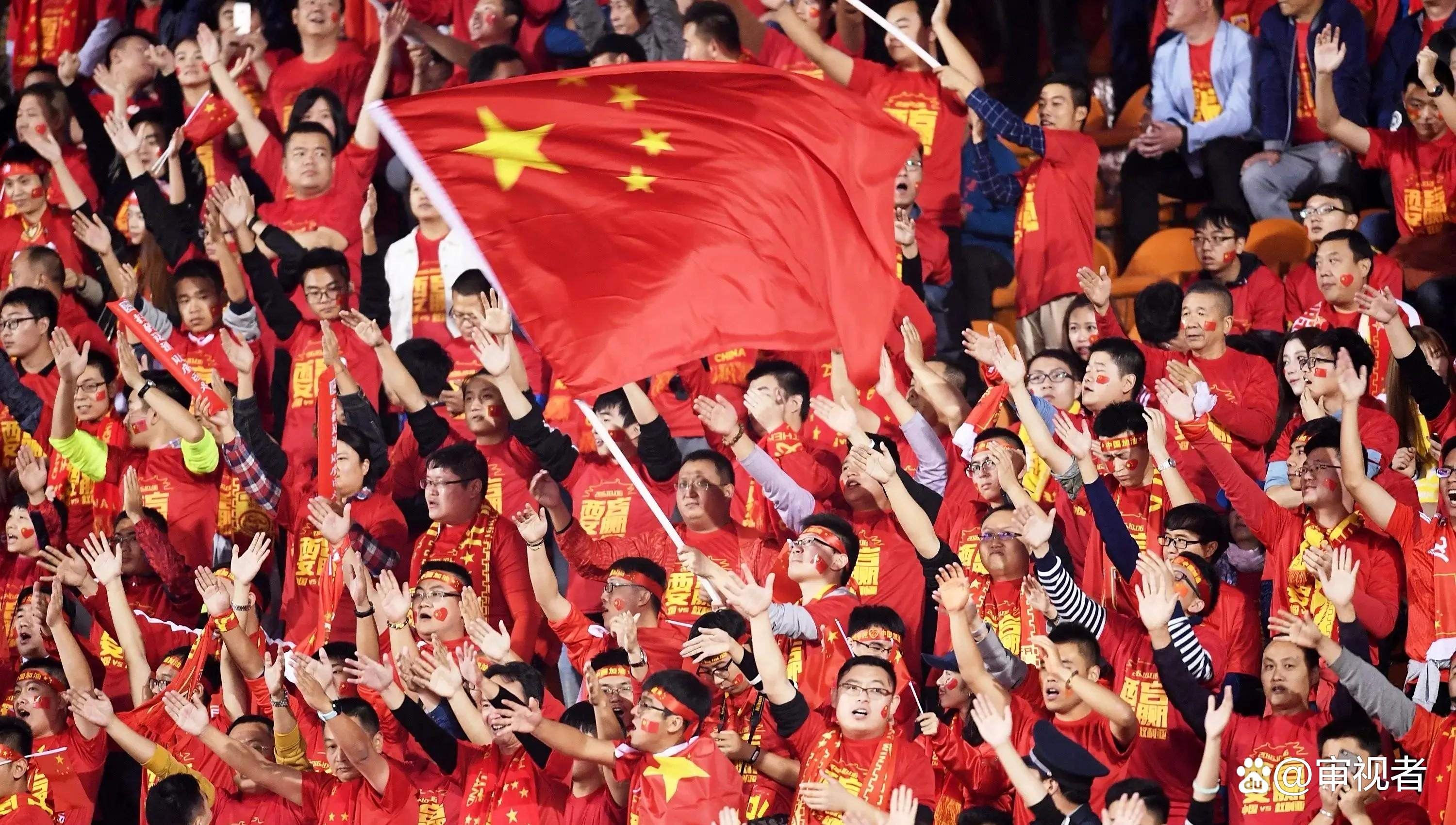 亚洲足坛新秀展现实力，助球队逆转取胜